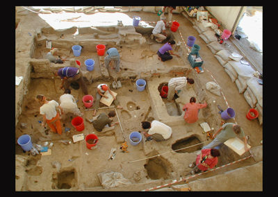 Different Excavation Styles create Different Windows into Çatalhöyük (2000)